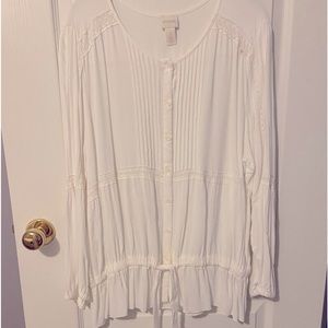 Pretty Chicos size 3 white blouse